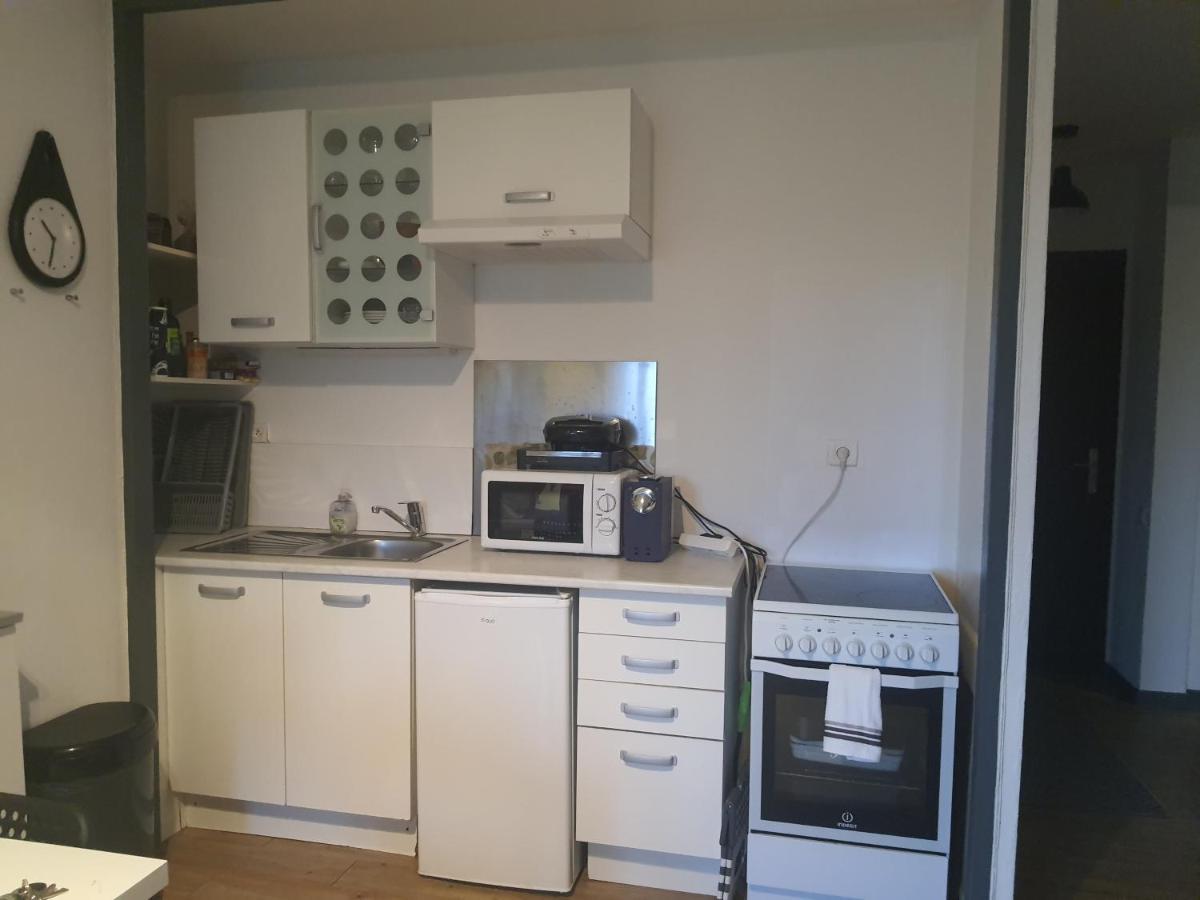 Apartamento Agradable Тарб Экстерьер фото